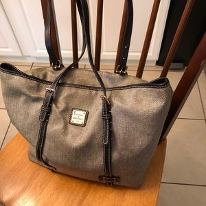 Dooney & Bourke